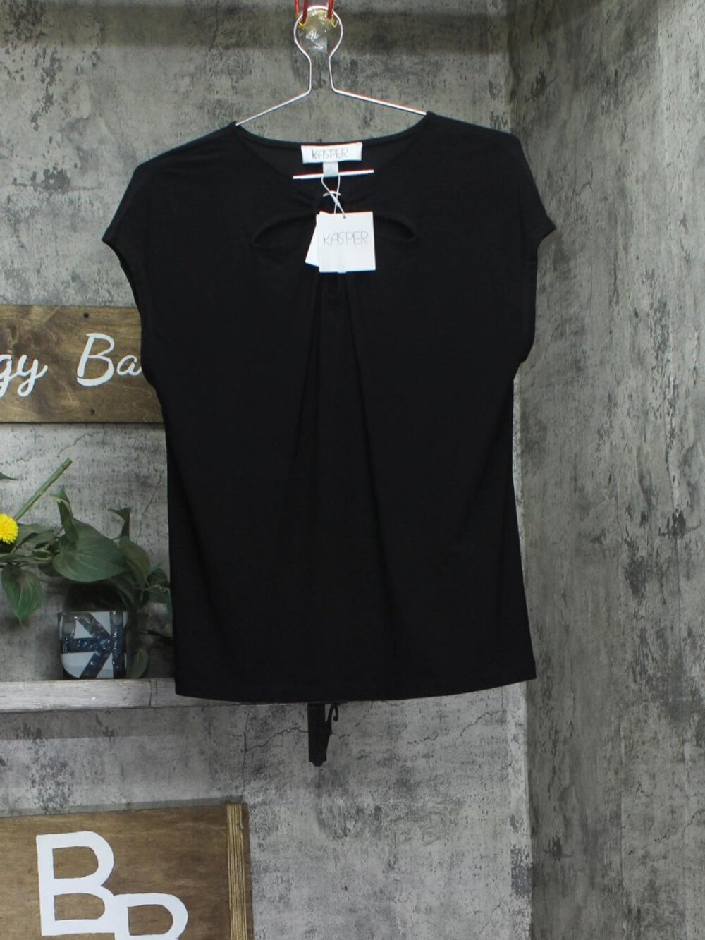 Kasper Black Keyhole Ring Short Sleeve Shirt Top 10924137 S Sz S
